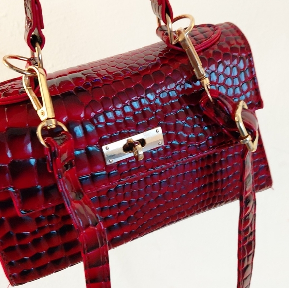 Red Snakeskin Mini Top Handle Crossbody Shoulder Bag - Picture 2 of 10